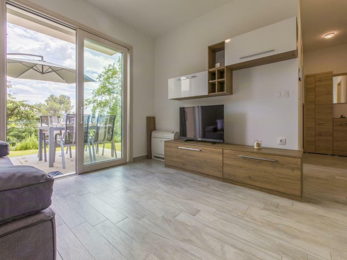 Apartments Mb ซริกเวนิซา ภายนอก รูปภาพ