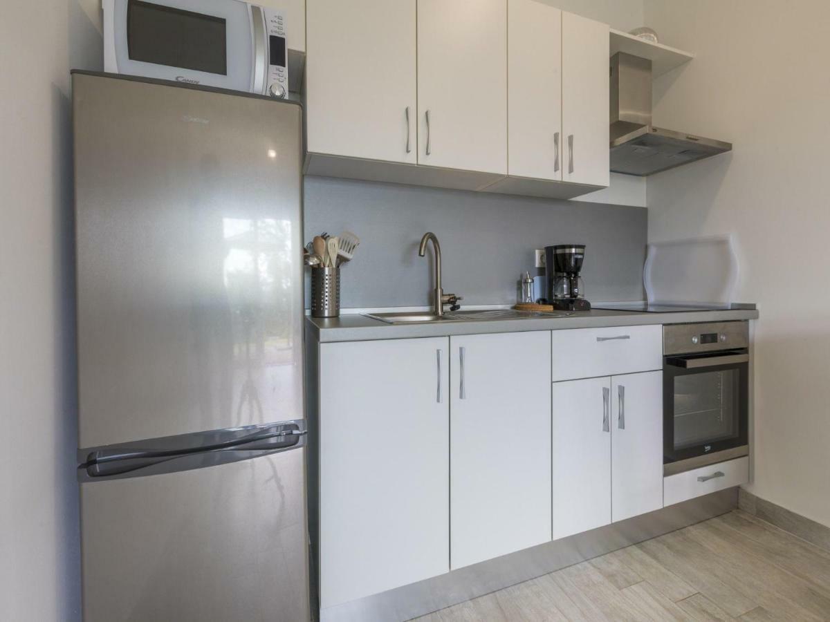 Apartments Mb ซริกเวนิซา ภายนอก รูปภาพ