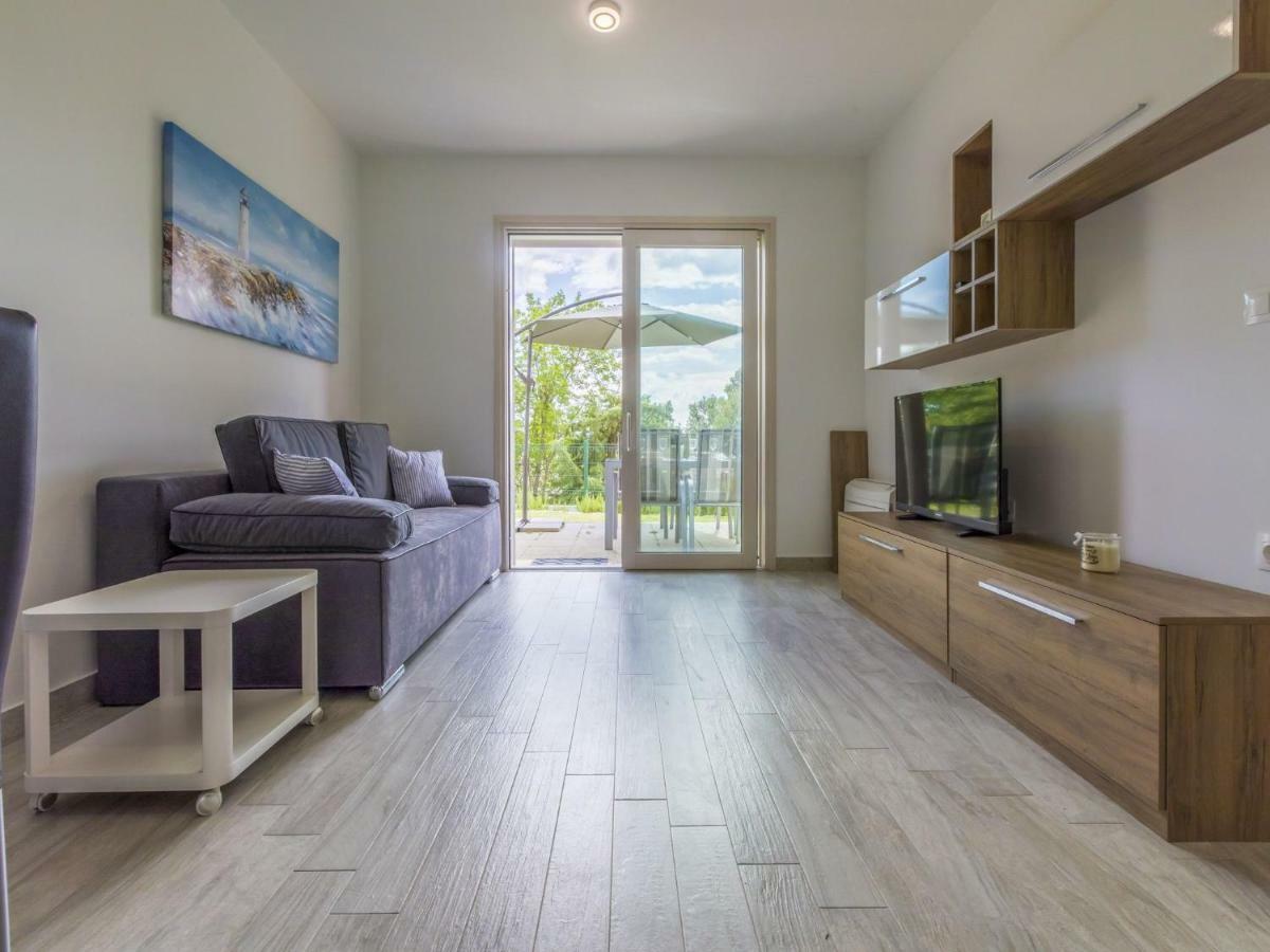 Apartments Mb ซริกเวนิซา ภายนอก รูปภาพ