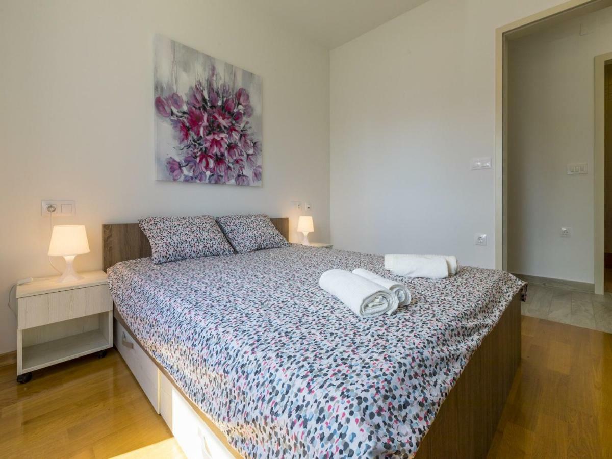 Apartments Mb ซริกเวนิซา ภายนอก รูปภาพ